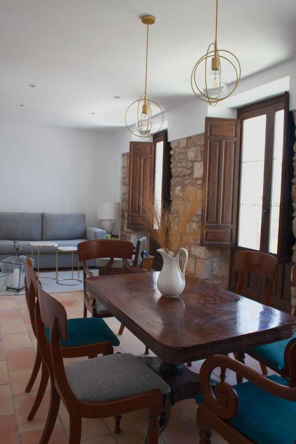 Apartamentos Tres Llaves Palacio De Vela De Los Cobos Ubeda  Exterior photo