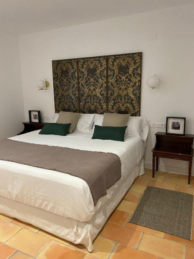 Apartamentos Tres Llaves Palacio De Vela De Los Cobos Ubeda  Exterior photo